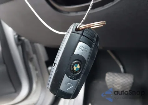 2008 BMW X5 3.0Si z USA, uszkodzony, nr VIN 5UXFE43558L028105